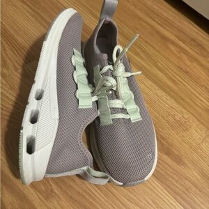 Women’s On running shoes. Purple